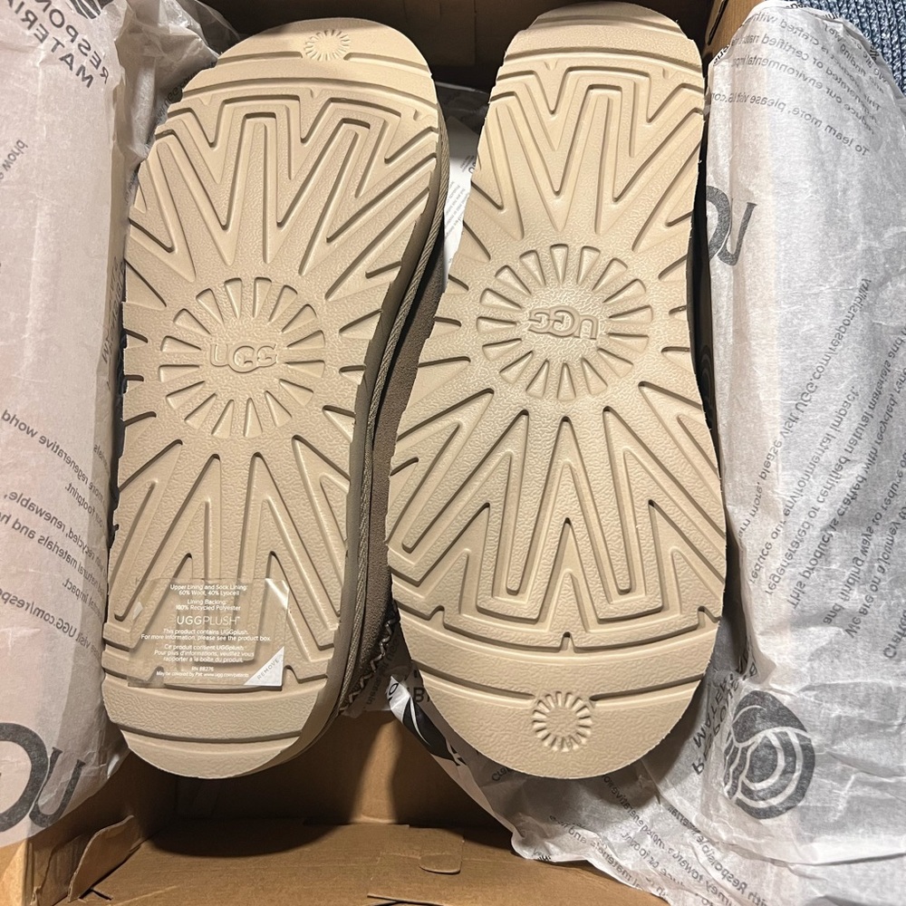 Women’s Ugg Tasman Antelope - Picture 4 of 4